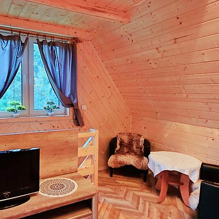 Eco Domek Z Duzym Ogrodem I Widokiem Мурзасичле Екстериор снимка