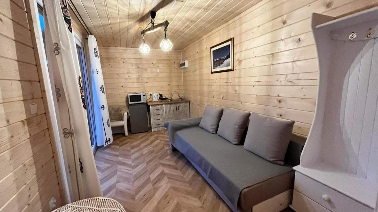 Eco Domek Z Duzym Ogrodem I Widokiem Мурзасичле Екстериор снимка