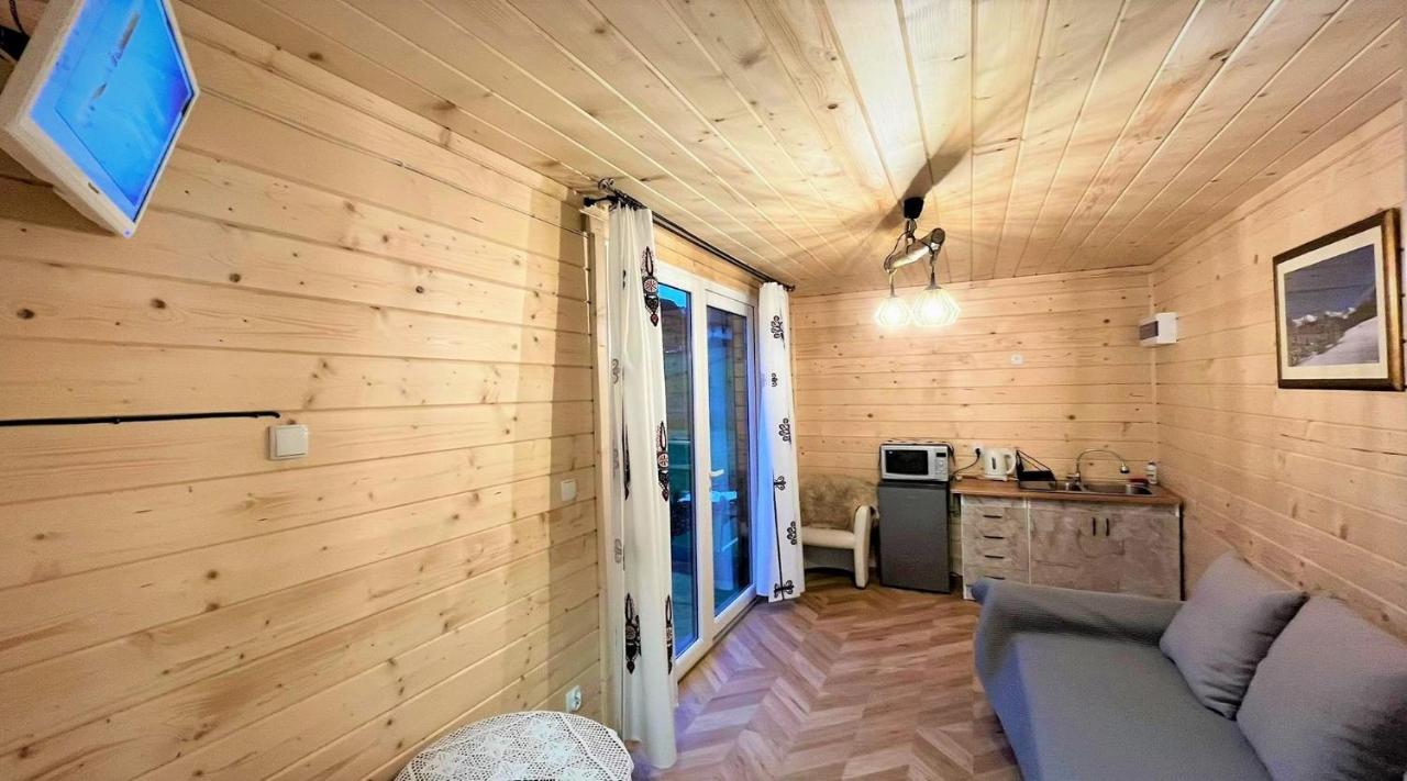 Eco Domek Z Duzym Ogrodem I Widokiem Мурзасичле Екстериор снимка