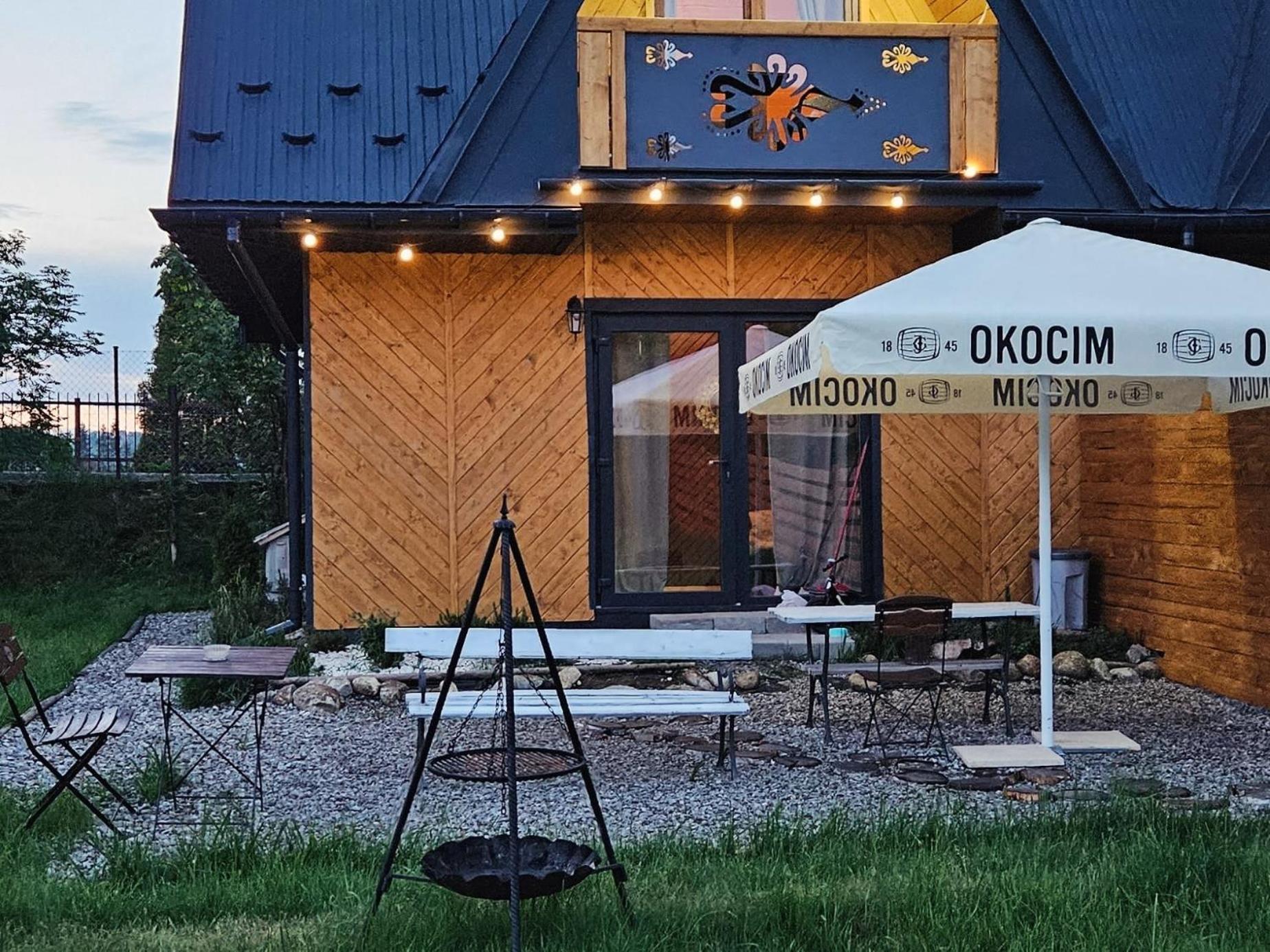 Eco Domek Z Duzym Ogrodem I Widokiem Мурзасичле Екстериор снимка
